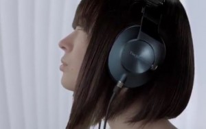 RT Alice in Musicland @AMusicland: #AliceSaraOtt with EAH-T700 premium stereo headphoneshttps://t.co/TrwdR0JEhb https://t.co/F32vuCxTrq